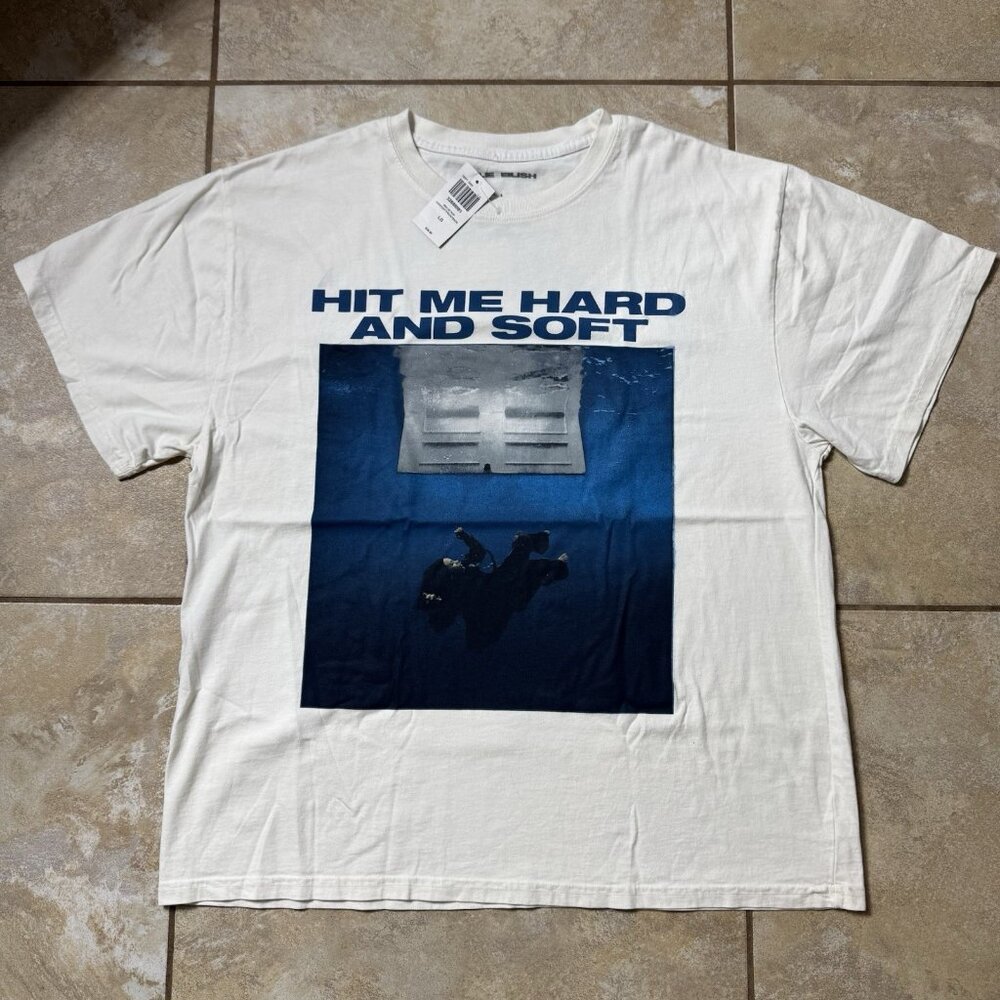 Billie Eilish Hit Me Hard And Soft Track List Double-Sided T-Shirt LARGE New